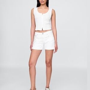 🤍 GAP White 5" Girlfriend Jean Shorts | Size 10 | Mid Rise 🤍
